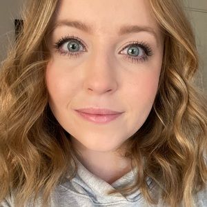 Meet your Posher, Catherine